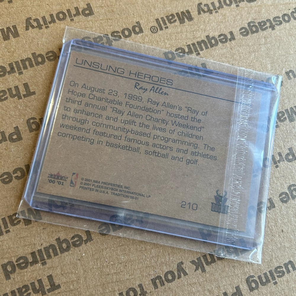Ray Allen ‘01 Fleer Tradition Card - Picture 5 of 6